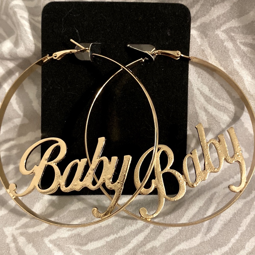 Baby gold hoop earrings